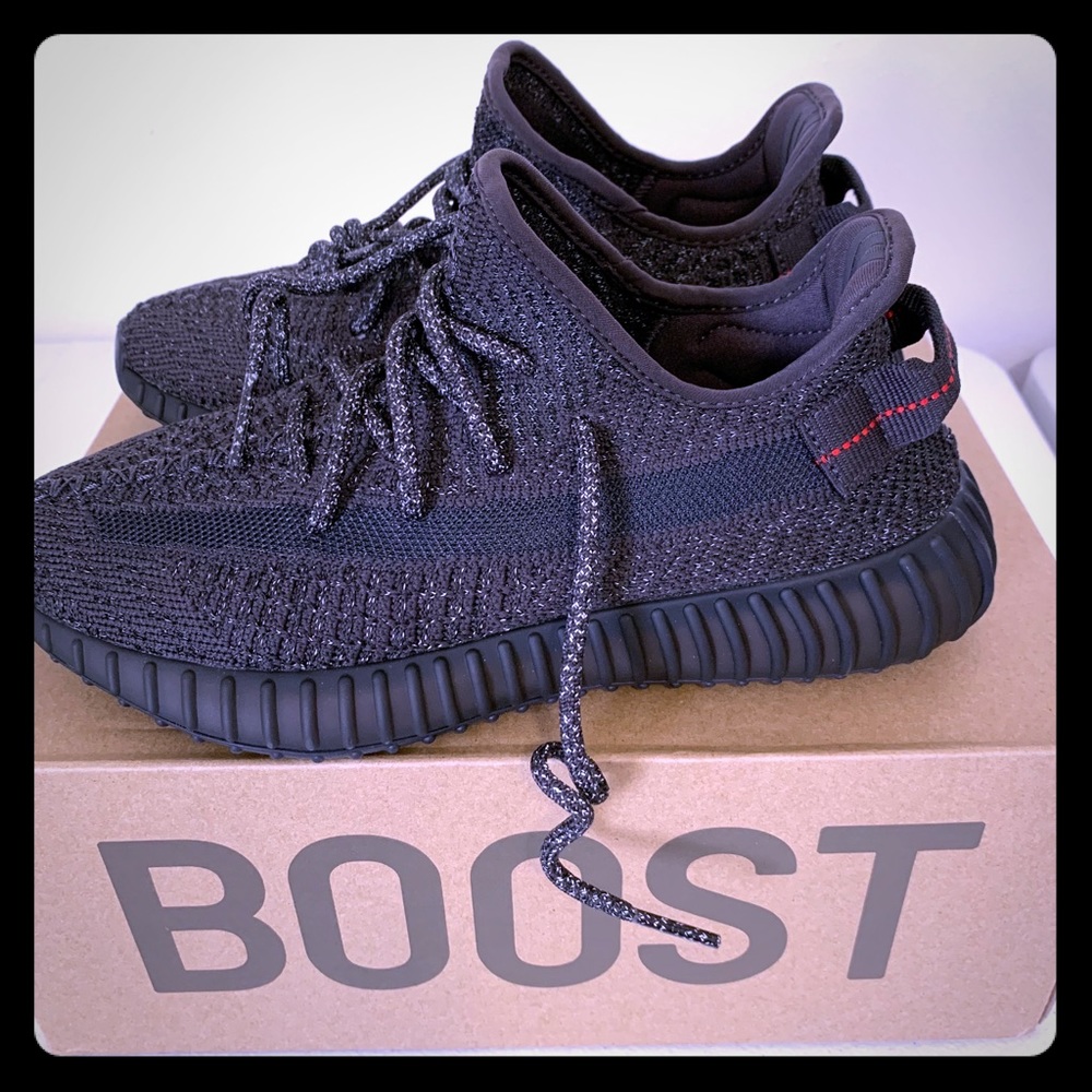 Yeezy Boost 350 V2